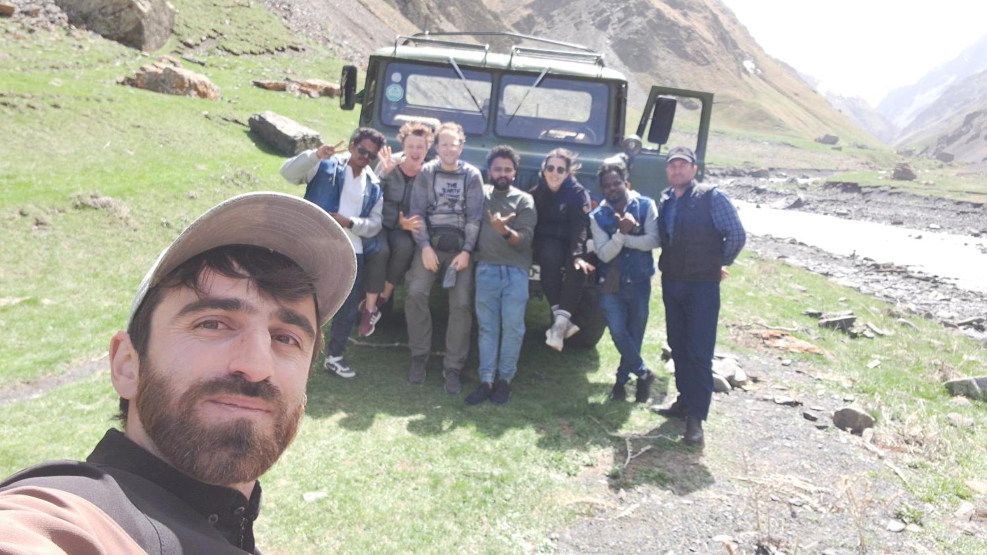 Xinaliq Khinalig Izzet'S Riverside Home Stay Екстер'єр фото