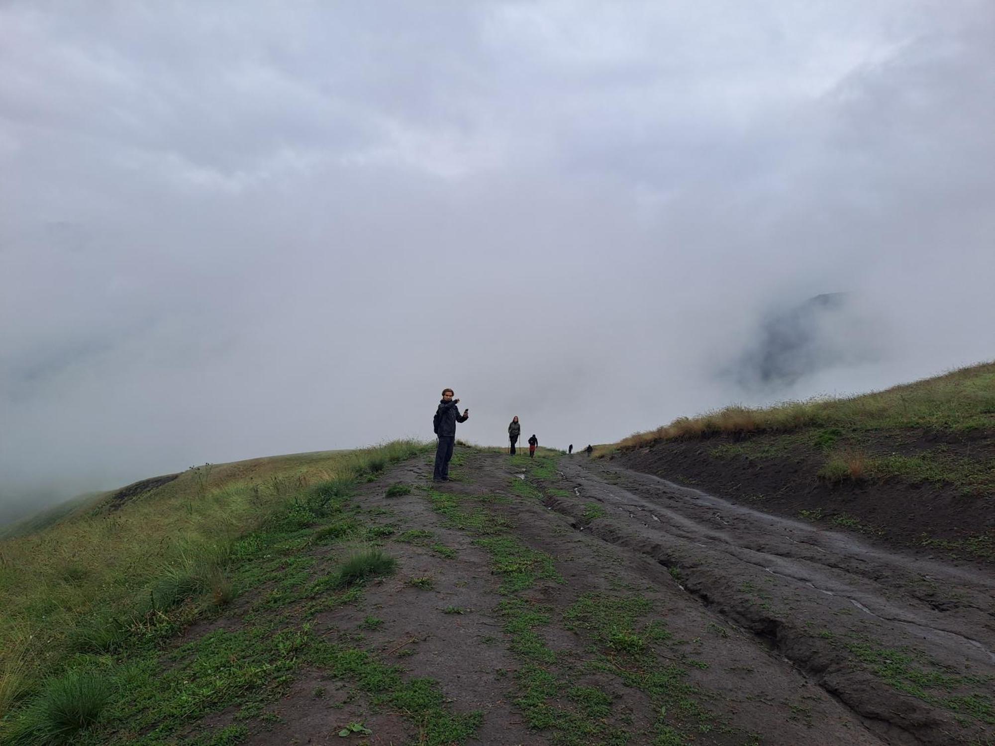 Xinaliq Khinalig Izzet'S Riverside Home Stay Екстер'єр фото