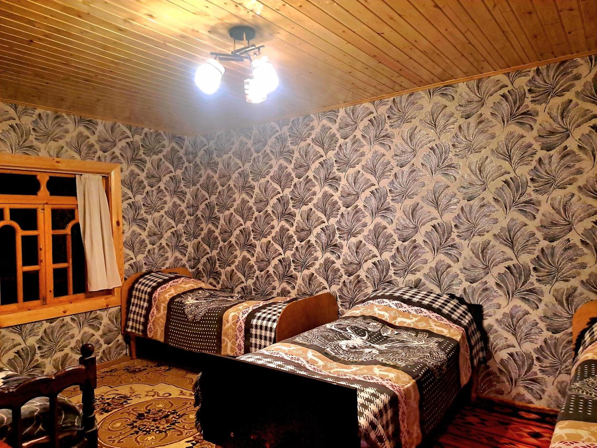 Xinaliq Khinalig Izzet'S Riverside Home Stay Екстер'єр фото